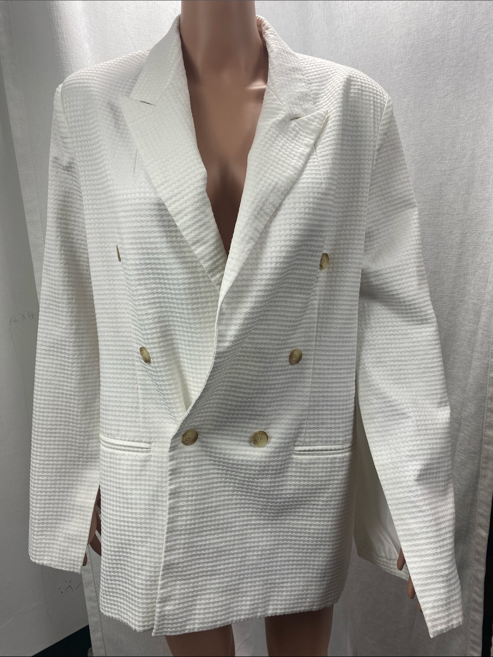 Classic White Double-Breasted Textured Blazer